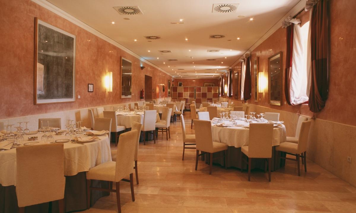 Restaurante de la Hospederia del Monasterio de Rueda  Hospedería del Monasterio de Rueda Sástago Restaurante de la Hospederia del Monasterio de Rueda  Hospedería del Monasterio de Rueda Sástago